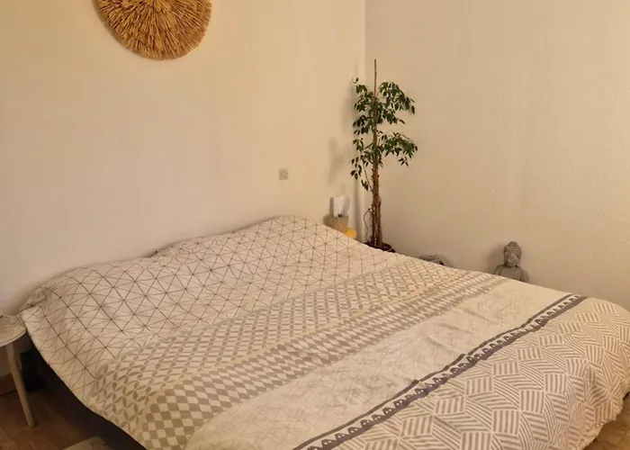 Διαμέρισμα Avec Terrasse Et Parking